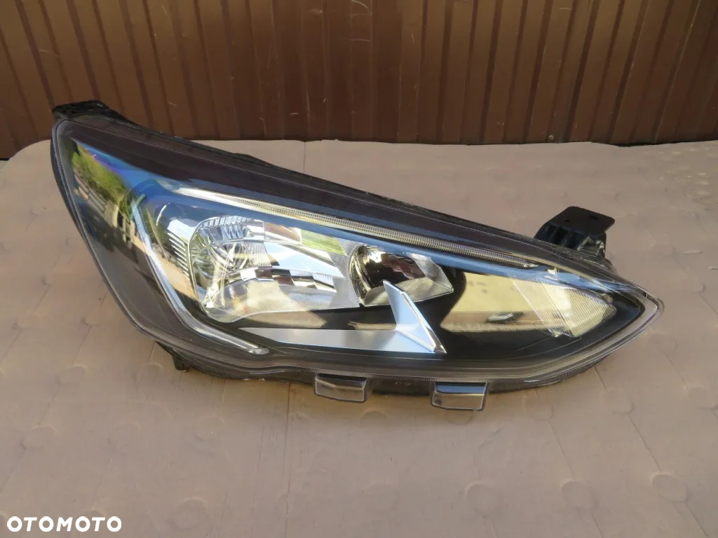 REFLEKTOR PRAWY FORD FOCUS IV MK4 LED 18-21R MX7B-13E014-CC DEMONTAŻ KRAKÓW - 3
