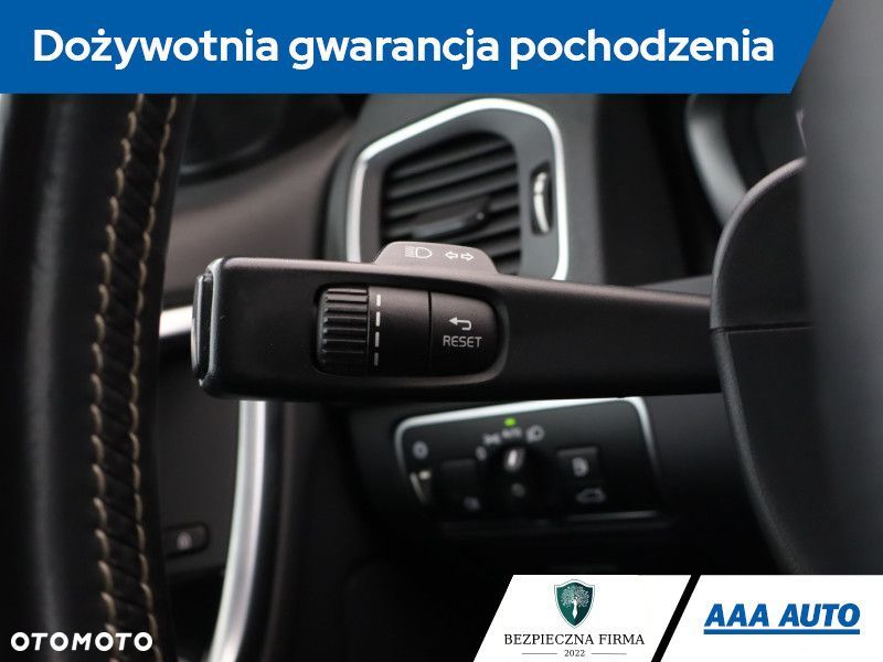 Volvo S60 - 23