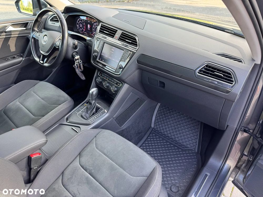 Volkswagen Tiguan - 30