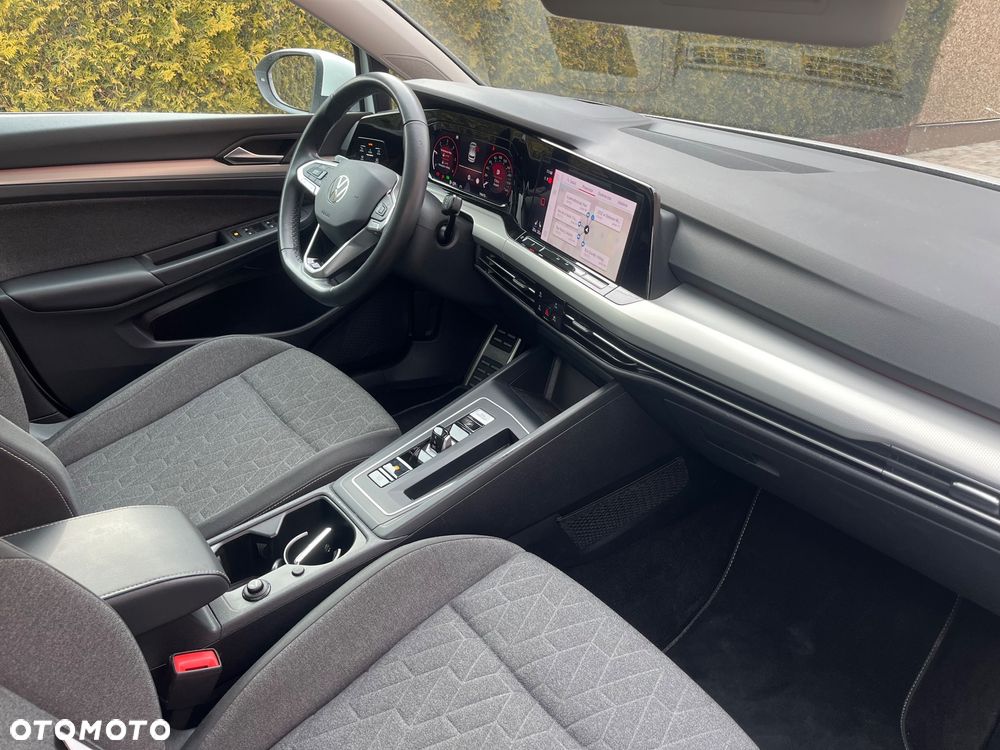 Volkswagen Golf - 16