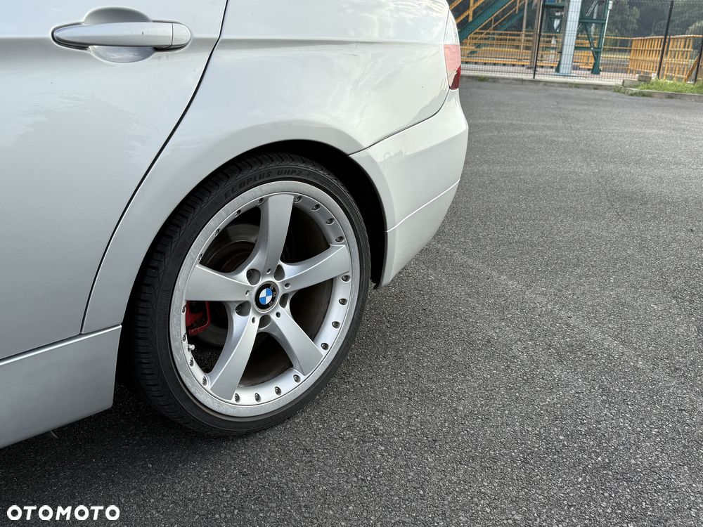 BMW Seria 3 318d - 22