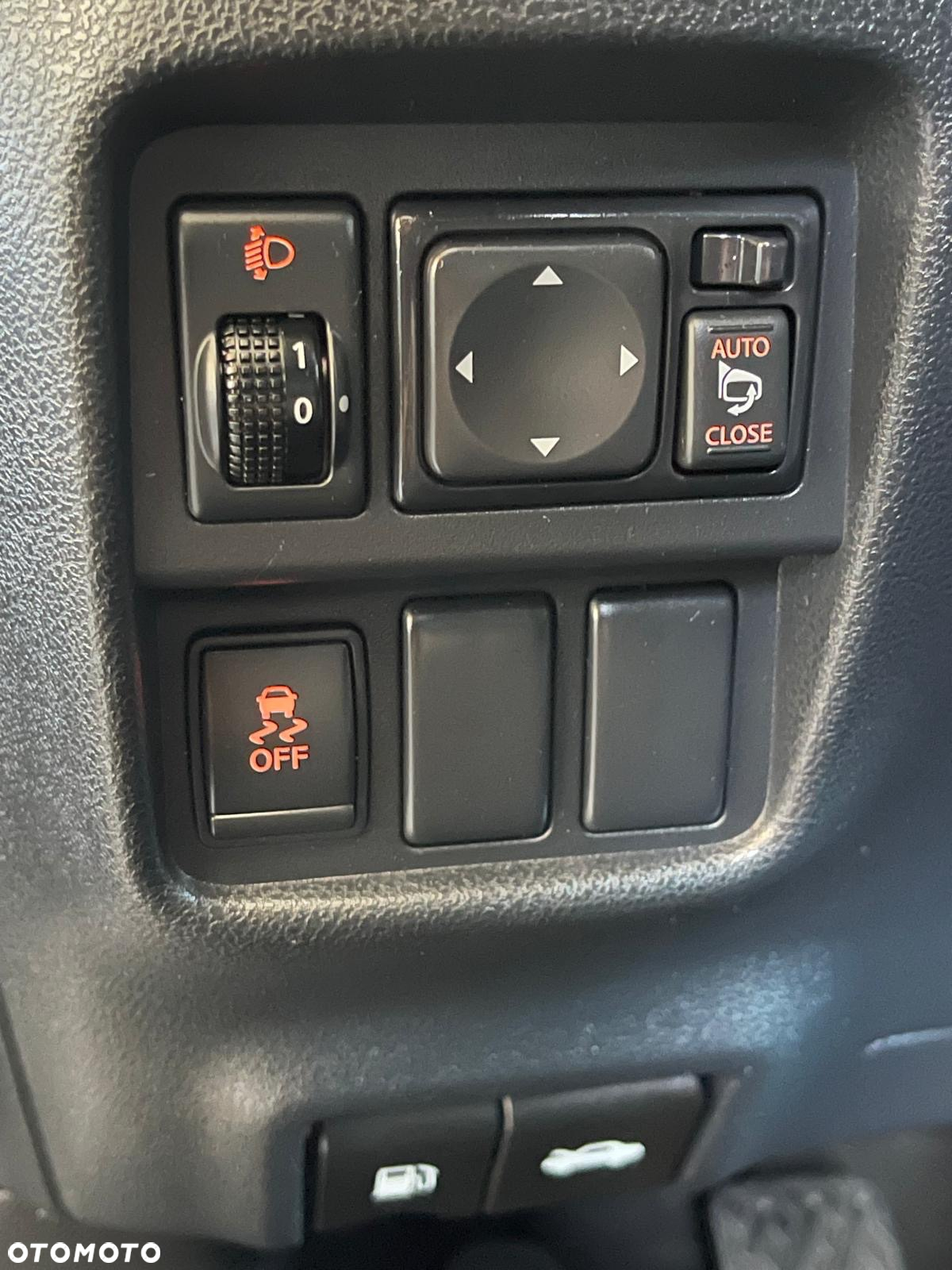 Nissan Juke 1.6 Tekna S&S - 31
