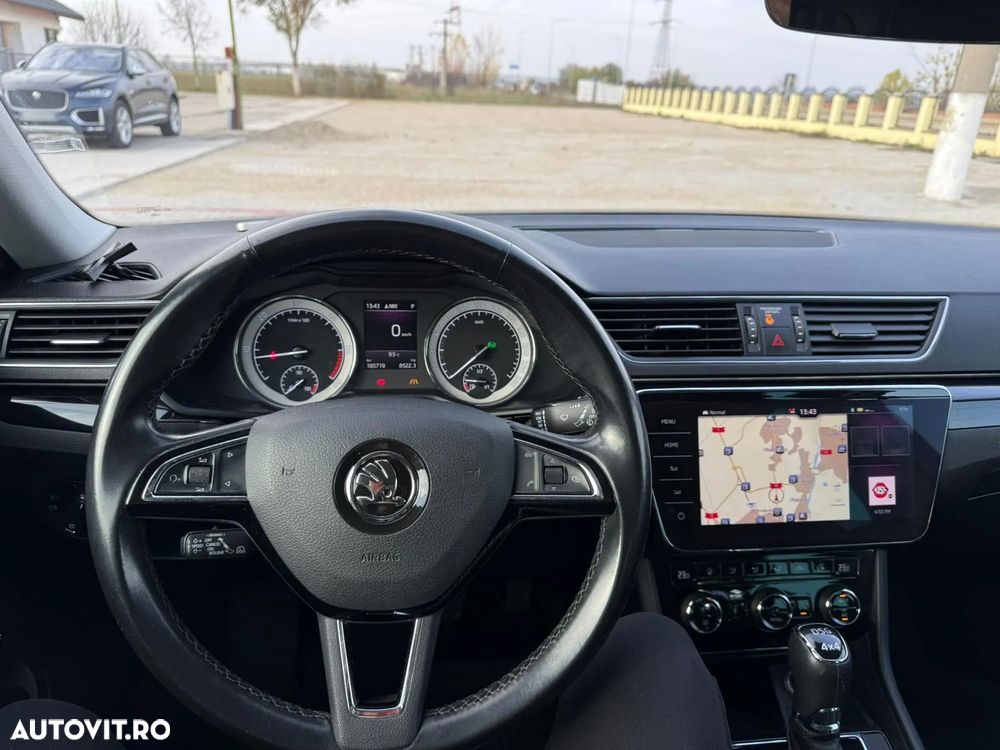 Skoda Superb 2.0 TDI 4X4 DSG Laurin & Klement - 21