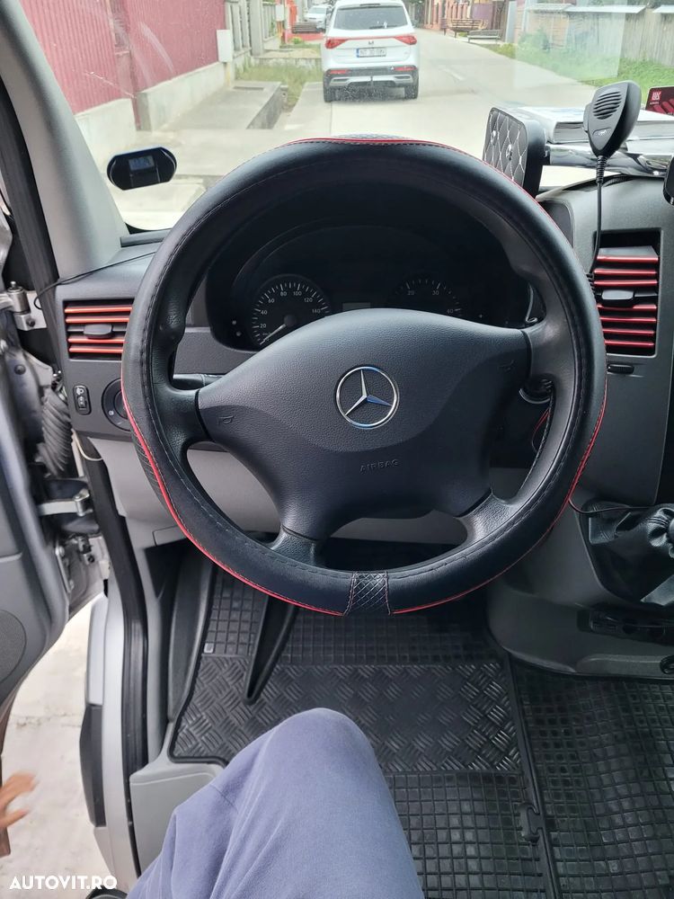 Mercedes-Benz Sprinter - 9