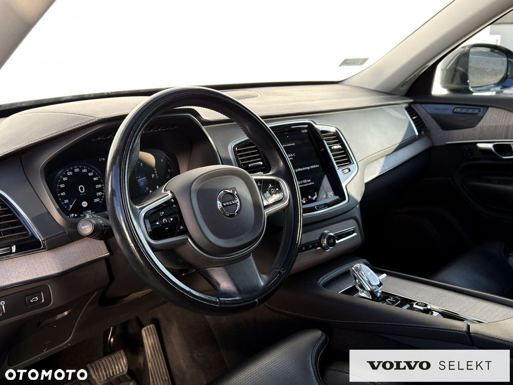 Volvo XC 90 - 23