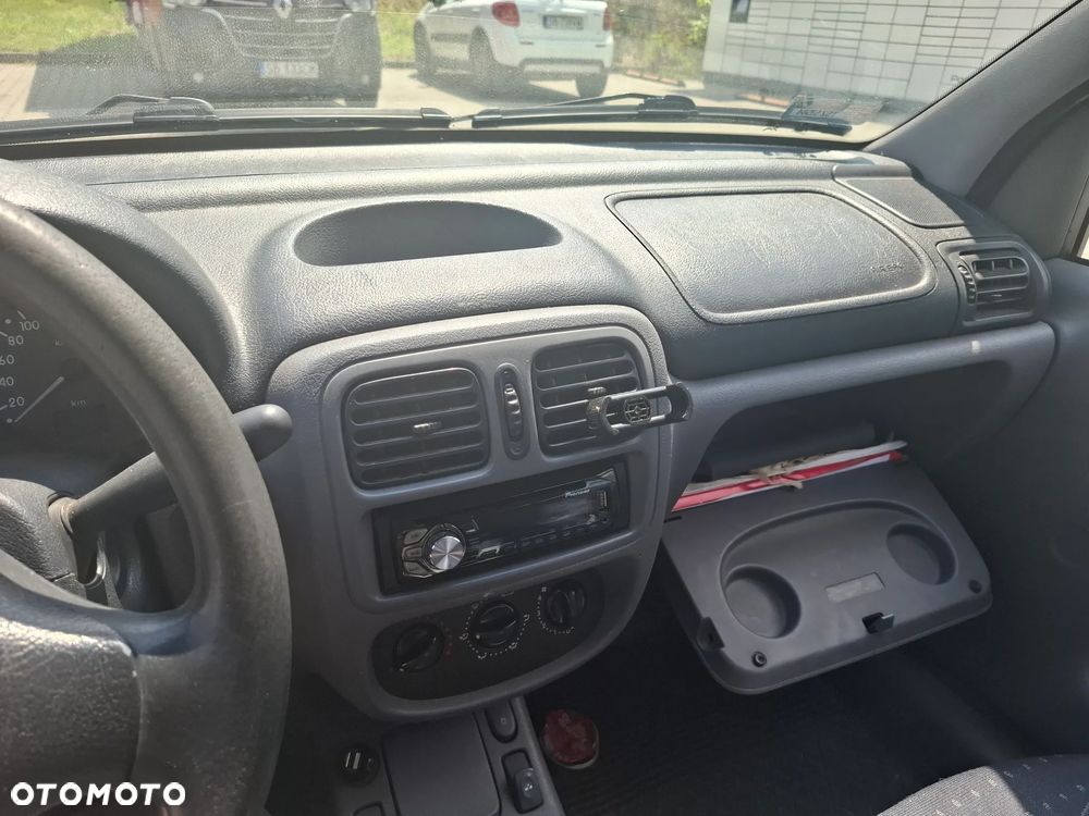 Renault Thalia 1.4 RT - 5