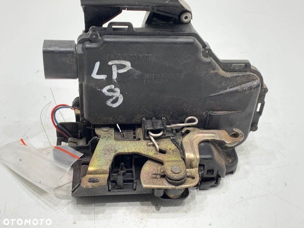 ZAMEK DRZWI LEWY PRZÓD - 50.00 PLN - VW GOLF IV (1J1) 1997 - 2008 1.8 92 kW [125 KM] benzyna 1997 - - 2