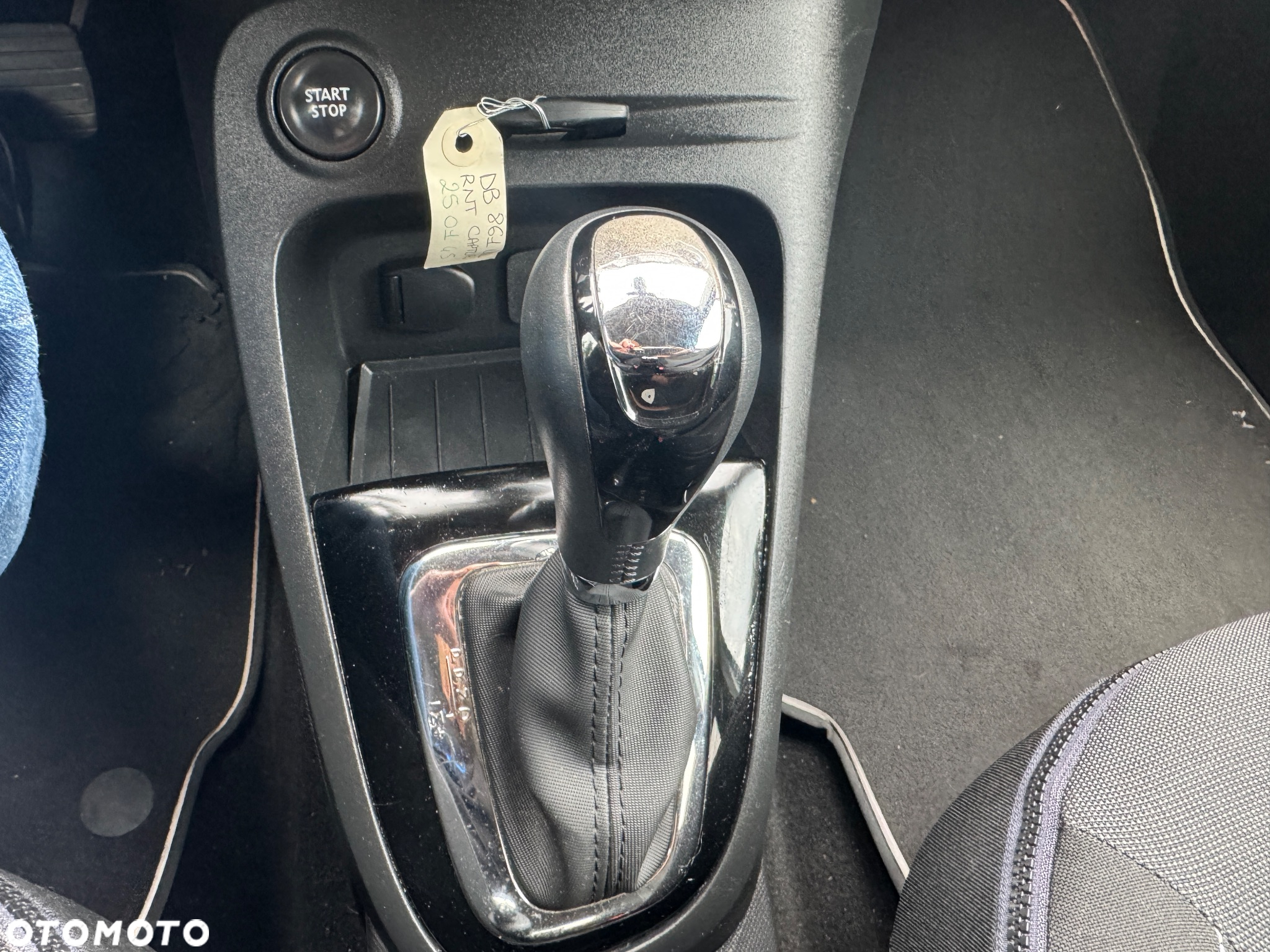 Renault Captur (ENERGY) dCi 90 EDC LIMITED - 17