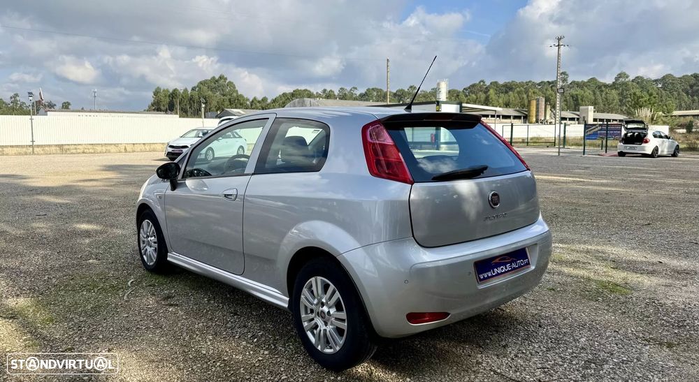 Fiat Punto 1.3 M-Jet Lounge Start&Stop - 10