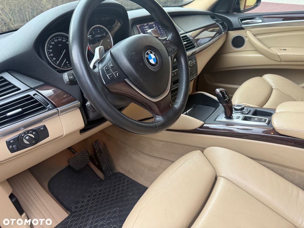 BMW X6 - 8