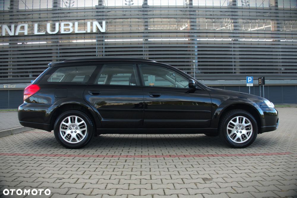 Subaru Outback 2.5 - 3