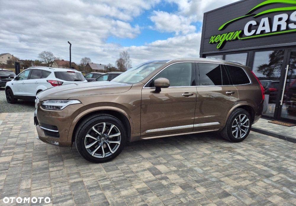 Volvo XC 90 - 23