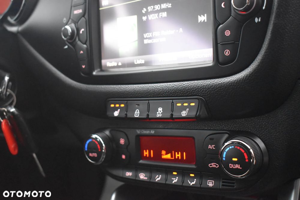 Kia Ceed 1.4 CVVT Dream-Team Edition - 31