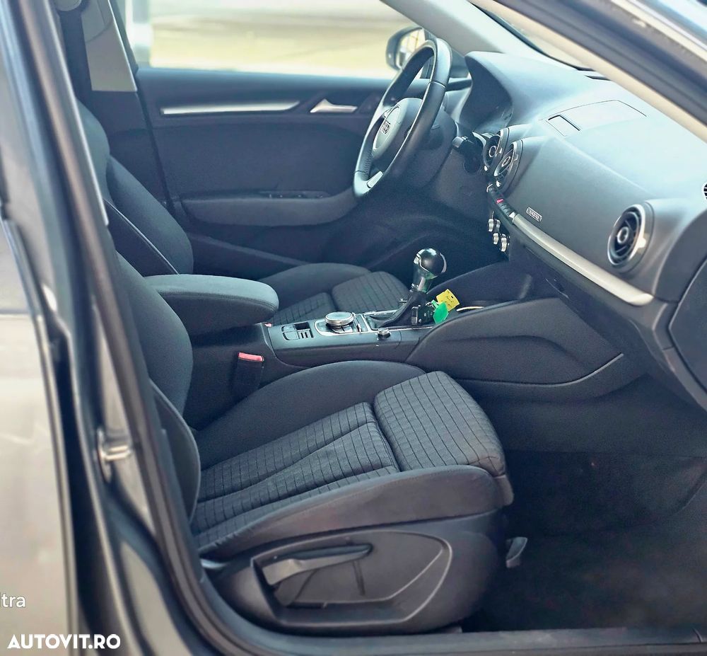 Audi A3 Sportback 1.4 TFSI S line Sportpaket - 18