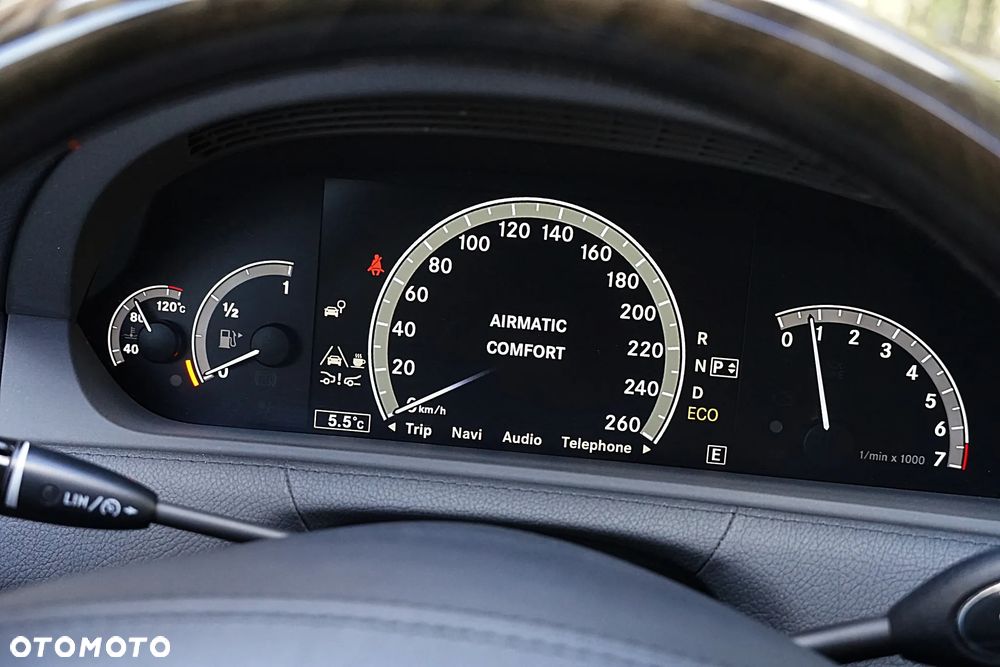 Mercedes-Benz CL 500 4Matic (BlueEFFICIENCY) 7G-TRONIC Grand Edition - 26