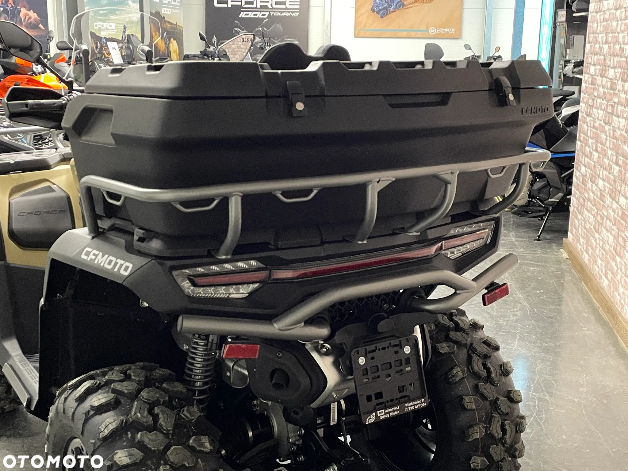CFMoto CForce - 10