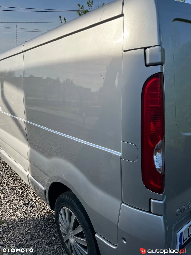 Opel VIVARO - 13