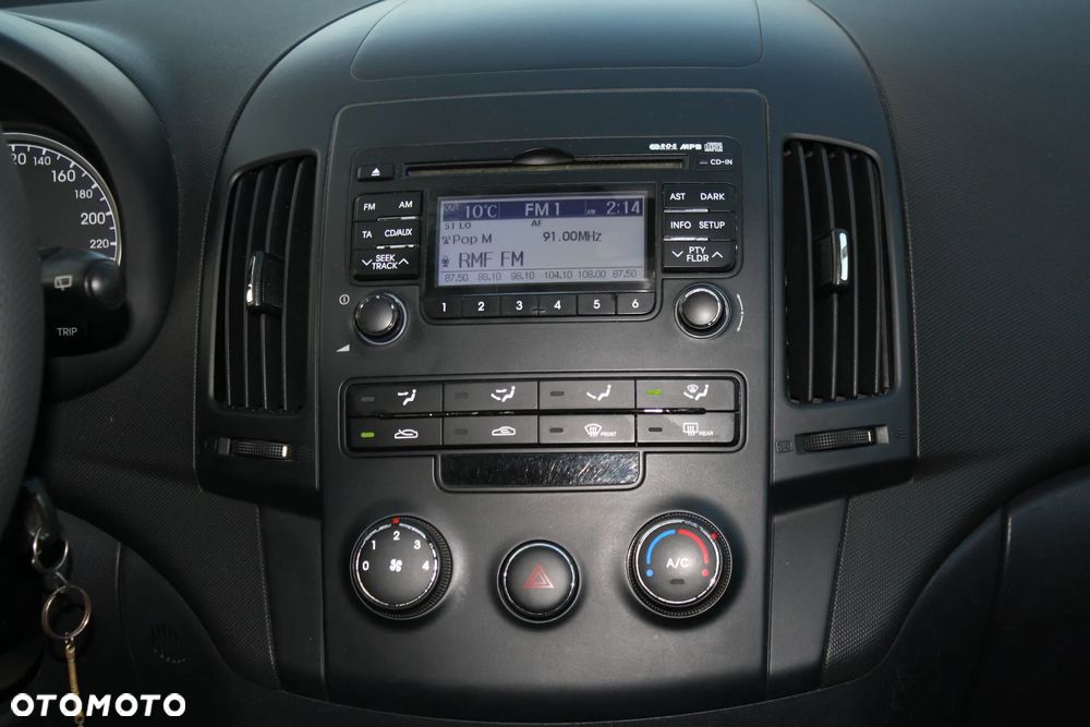 Hyundai i30 1.4 Classic + - 16