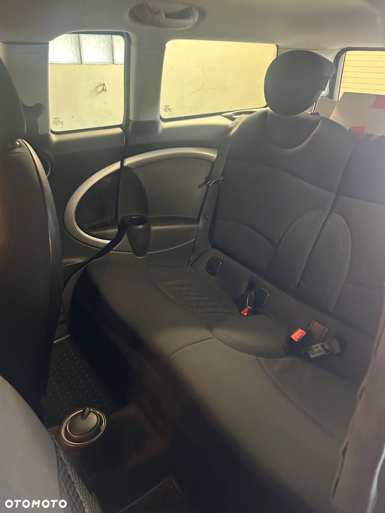 MINI Clubman Cooper S - 8