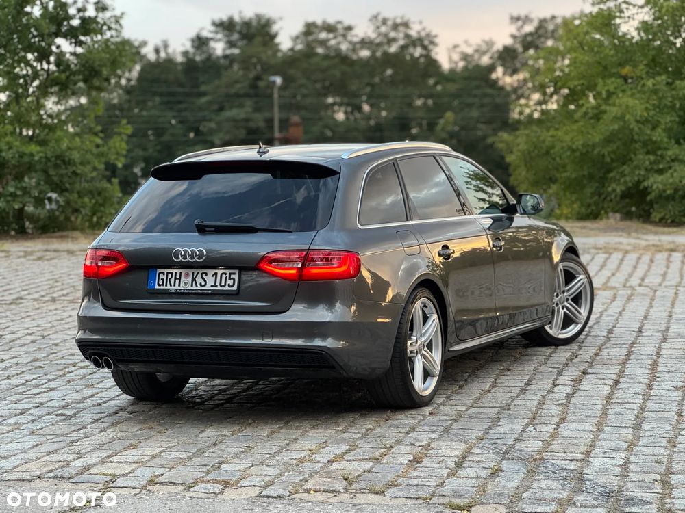 Audi A4 Avant 2.0 TDI DPF clean diesel multitronic S line Sportpaket - 25
