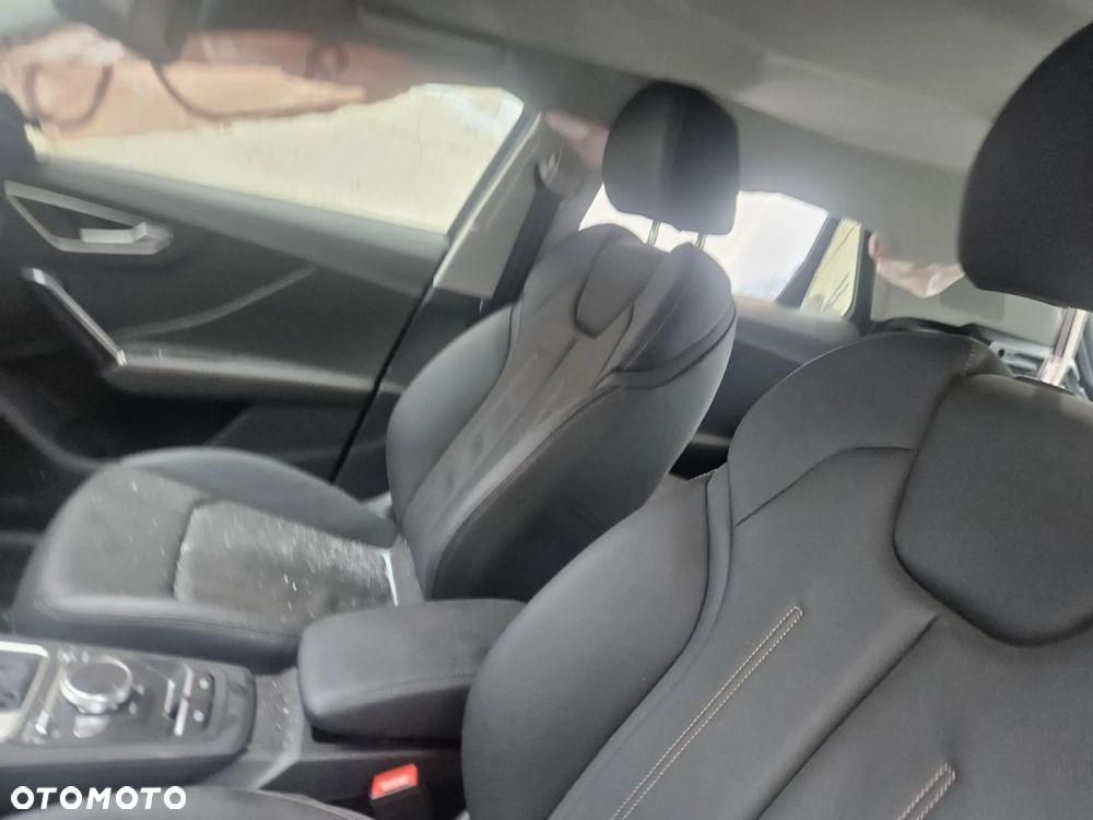 Audi Q2 35 TFSI S tronic design - 11