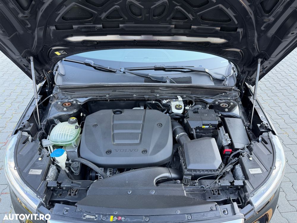 Volvo XC 40 - 30