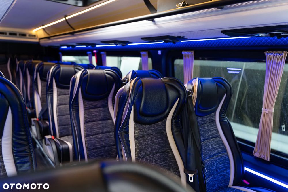 Mercedes-Benz Sprinter 519 - 6