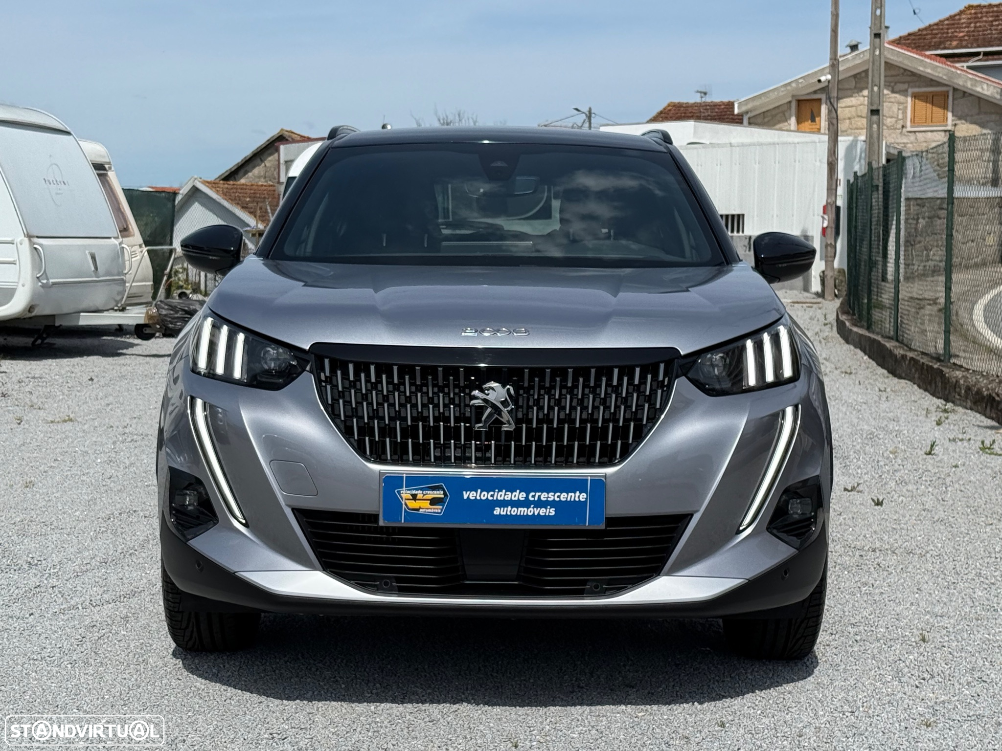 Peugeot 2008 1.2 PureTech GT Line - 3