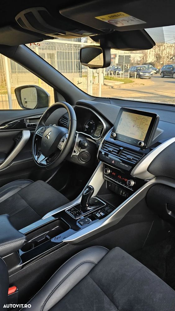 Mitsubishi Eclipse-Cross Plug-In Hybrid 4WD Plus Select - 10