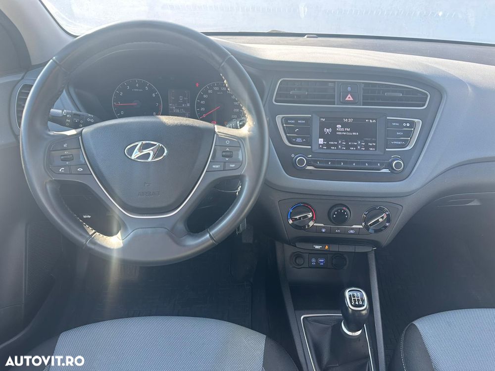 Hyundai i20 1.2 L 84CP 5DR Comfort - 9