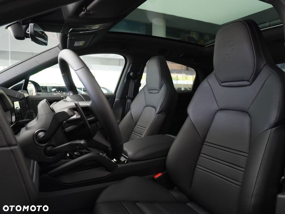 Porsche Cayenne E-Hybrid PHEV Black Edition - 30