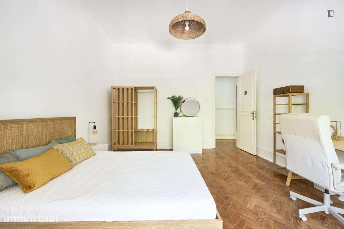 Quarto - localizado em Marquês de Pombal Lisbon - Grande imagem: 4/34