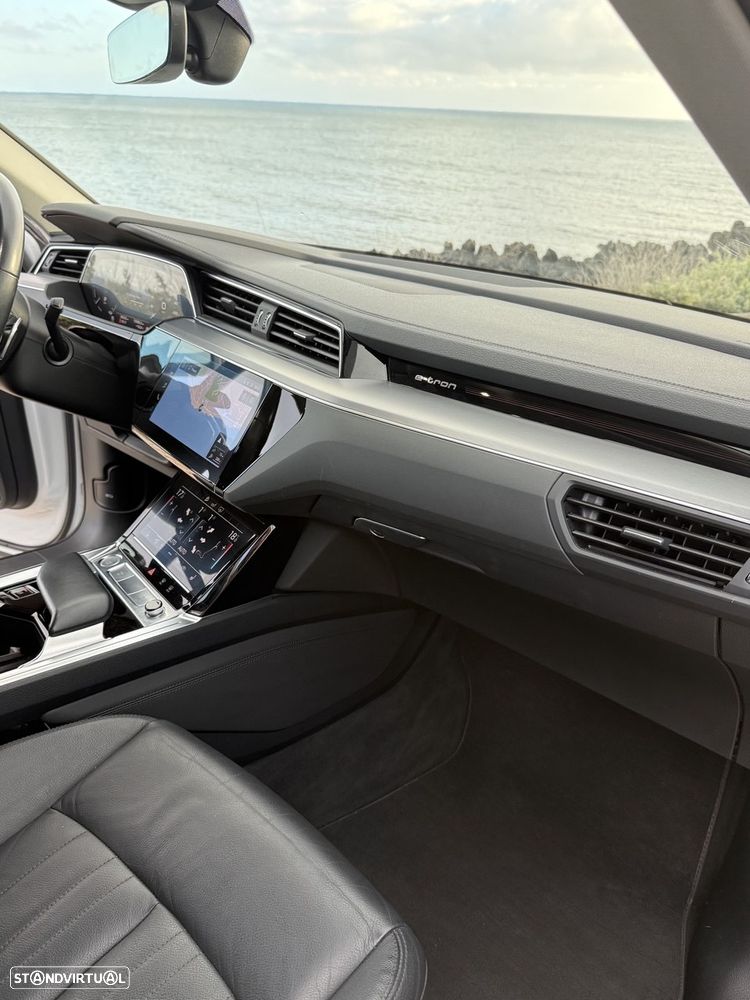 Audi e-tron 50 quattro Advanced - 12