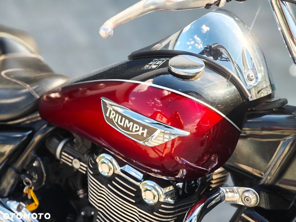 Triumph Thunderbird - 19
