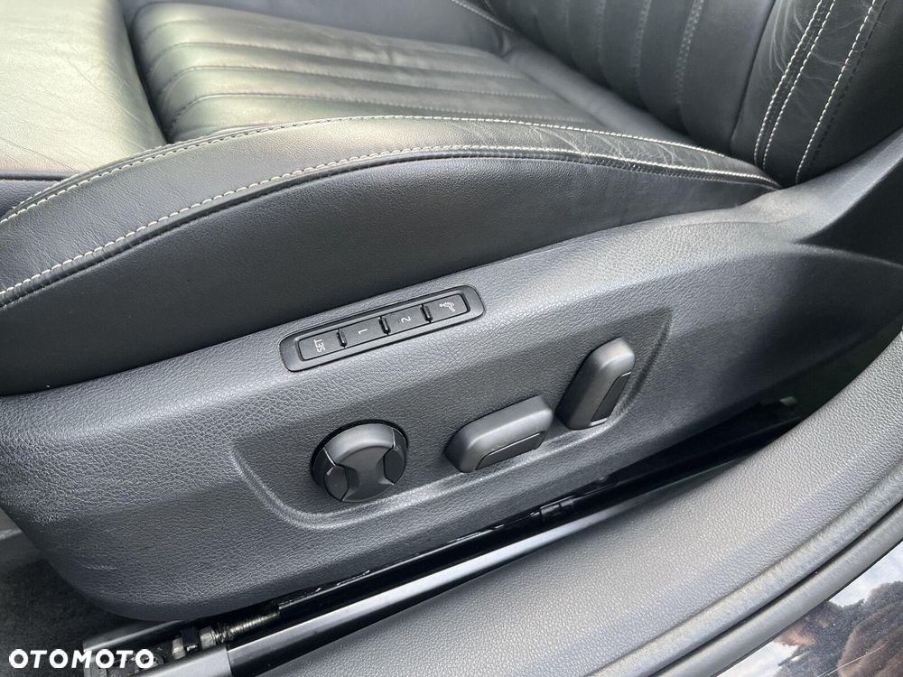 Skoda Superb 2.0 TDI SCR L&K DSG - 14