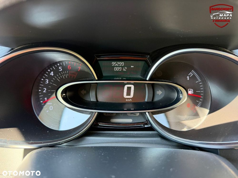 Renault Clio - 23