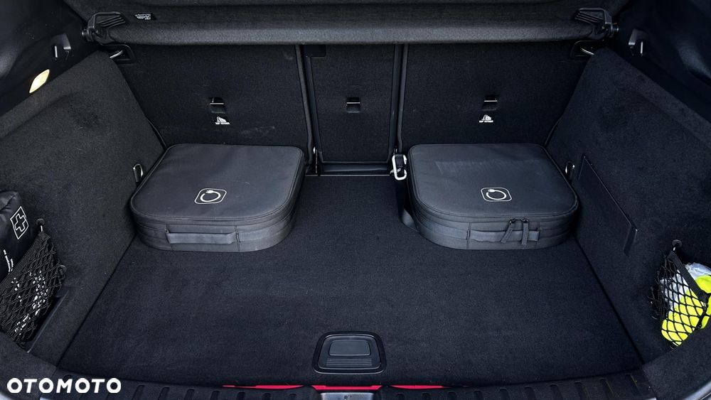 Mercedes-Benz GLA 250 e PHEV AMG Line 8G-DCT - 29