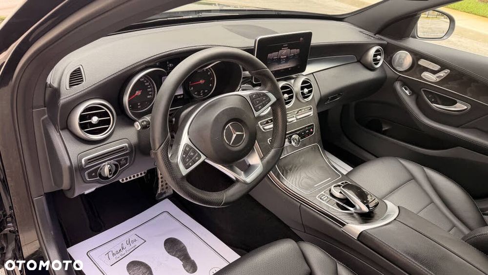 Mercedes-Benz Klasa C 300 7G-TRONIC AMG Line - 9