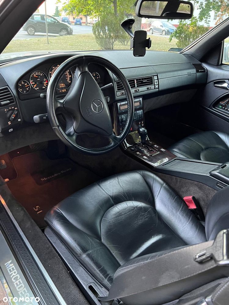 Mercedes-Benz SL - 22