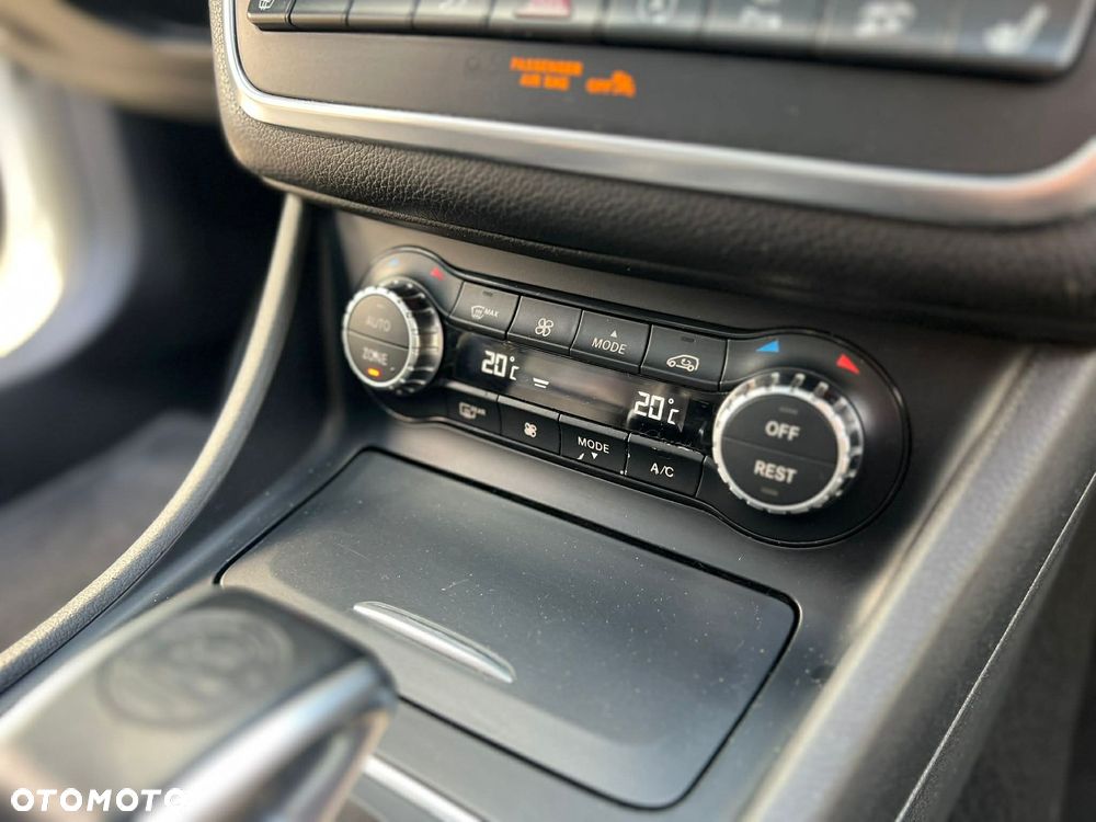 Mercedes-Benz CLA AMG 45 4-Matic - 22