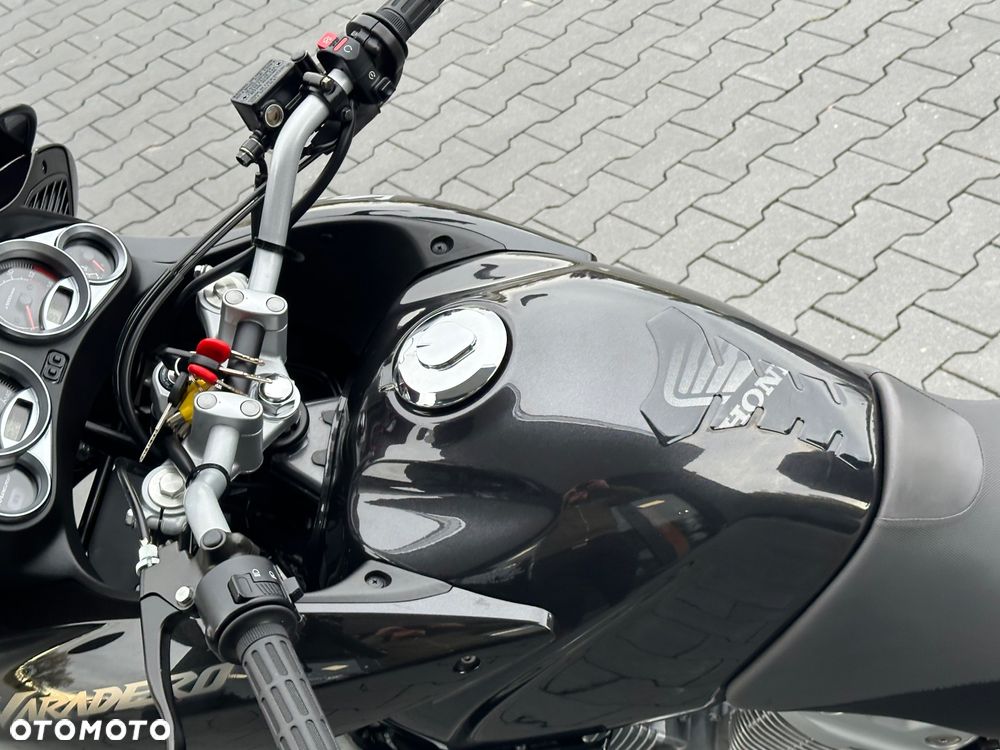 Honda Varadero - 26