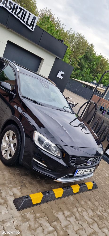 Volvo V60 D4 AWD Summum - 8