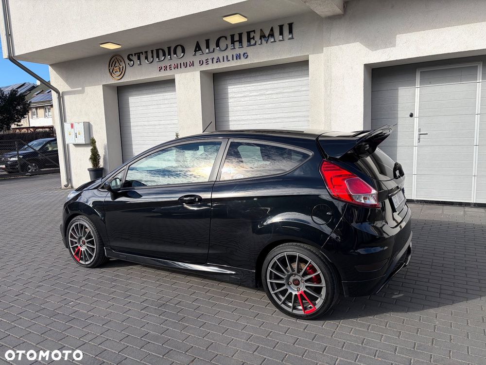 Ford Fiesta ST - 4