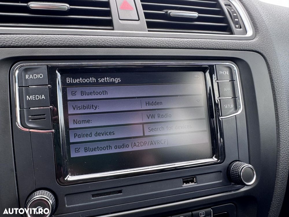 Volkswagen Jetta - 17