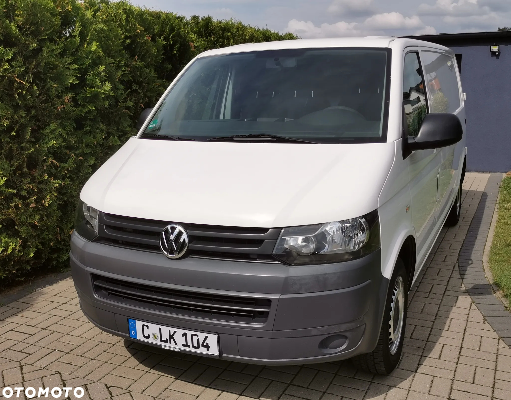 Volkswagen Transporter - 2