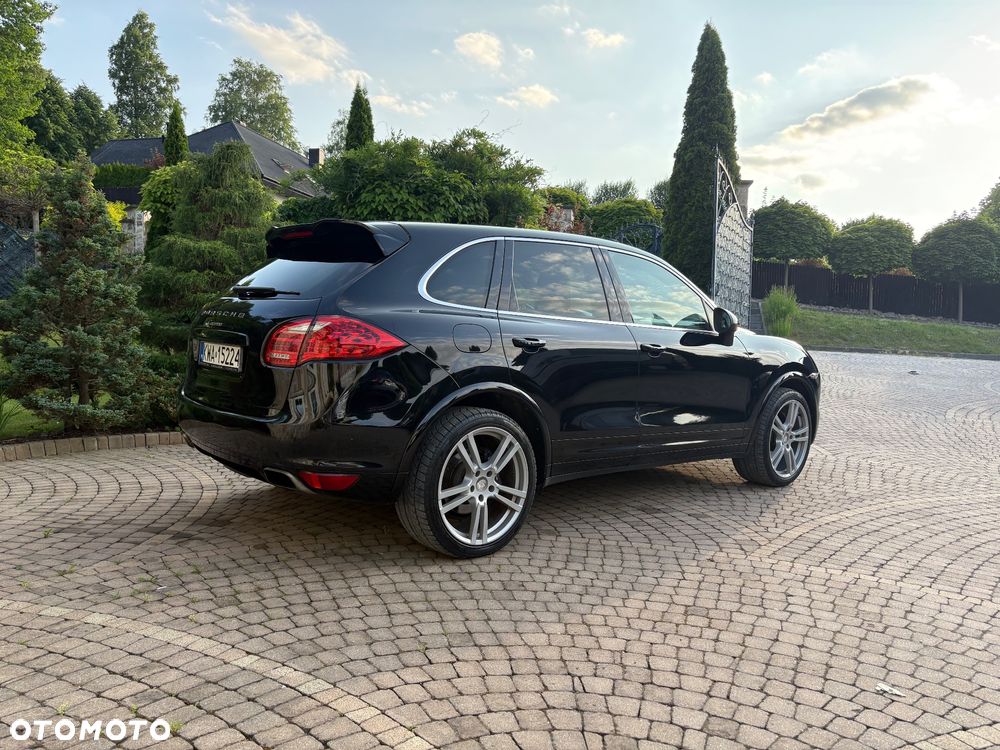 Porsche Cayenne Standard - 10