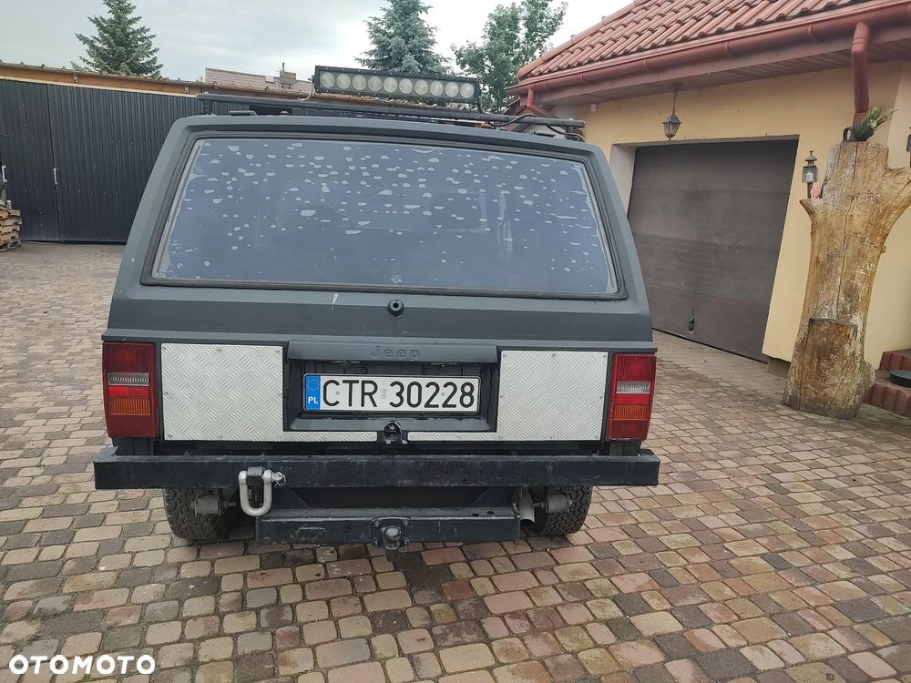 Jeep Cherokee 4.0 - 3