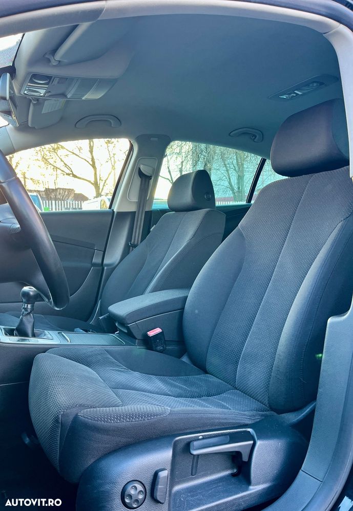 Volkswagen Passat Variant 1.6 TDI BlueMotion Technology Comfortline - 6