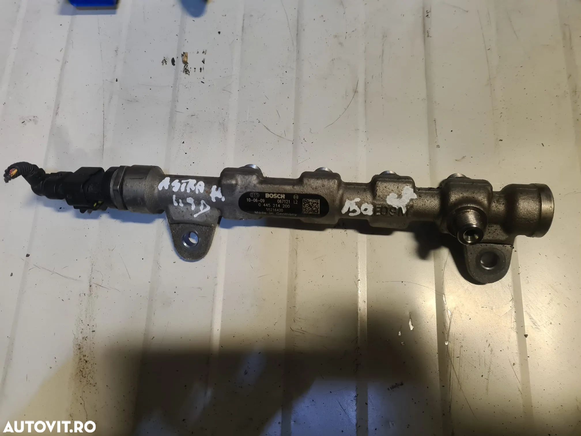 Rampa Injectoare Opel Astra H/Zafira B/Vectra C motor 1,9 cdti 150 cp - 1