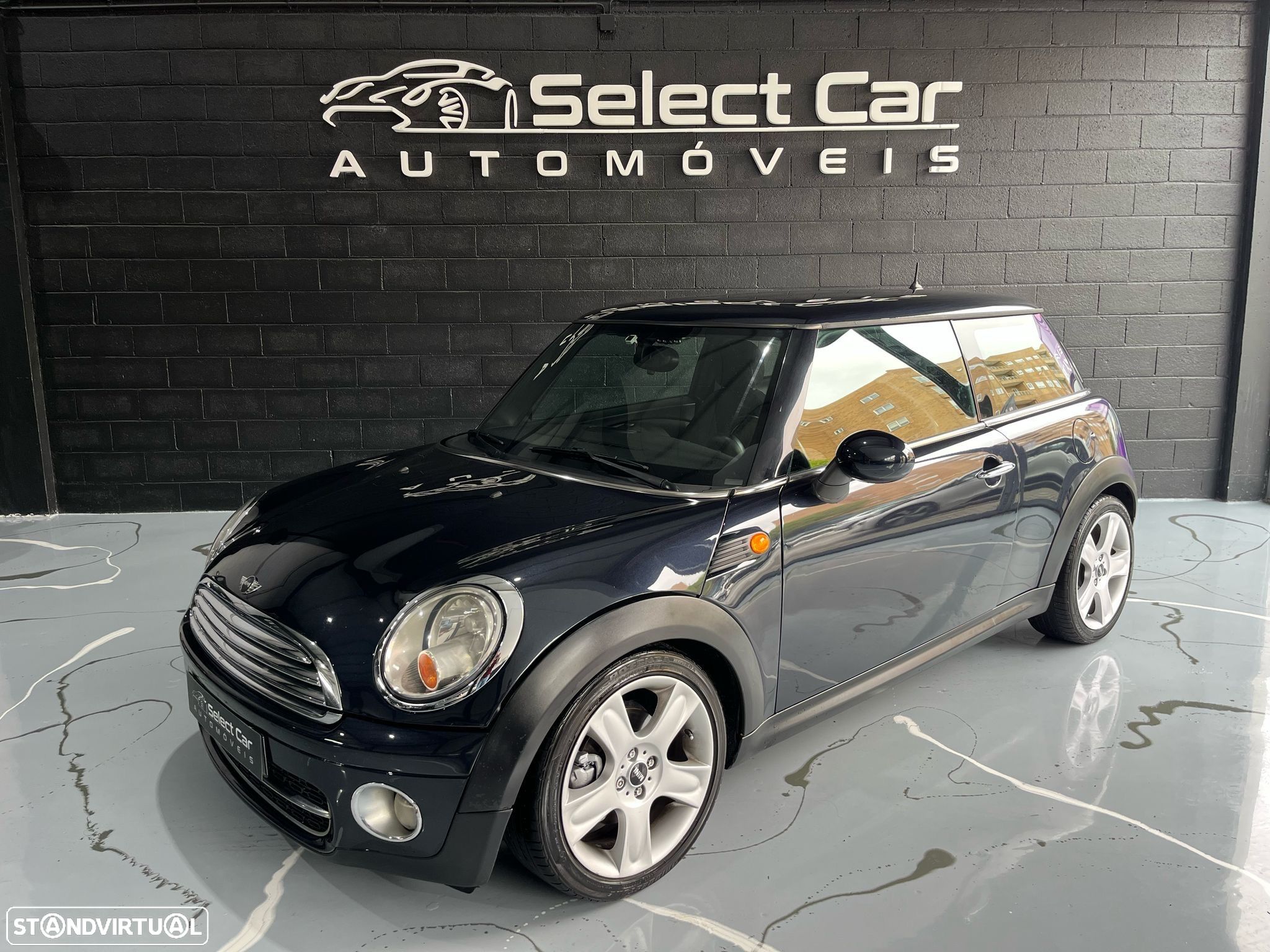 MINI 3 Portas Cooper D - 1